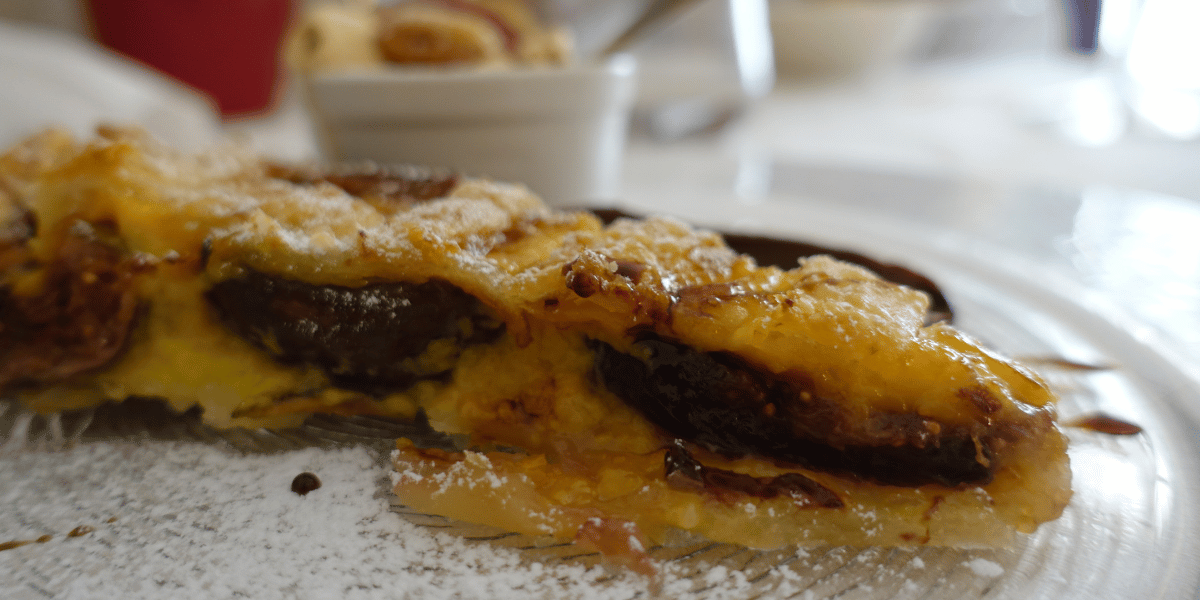 fig and hazlenut cake
